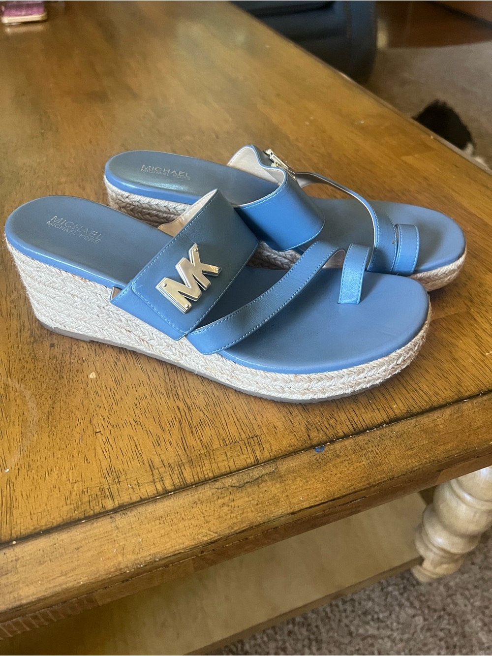 Michael Kors sandals 8.5